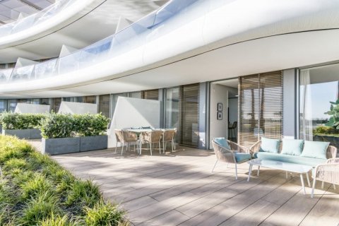 Huoneisto myytävänä Estepona, Malaga, Espanja, 2 makuuhuonetta, 121.28 m2 No. 61426 - kuva 2