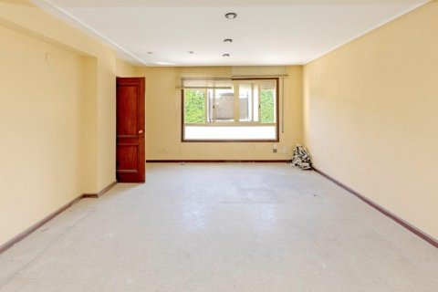 Huoneisto myytävänä Cadiz, Espanja, 6 makuuhuonetta, 304 m2 No. 60939 - kuva 26