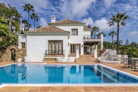 Huvila myytävänä El Paraiso, Alicante, Espanja, 16 makuuhuonetta, 890.28 m2 No. 62035 - kuva 1