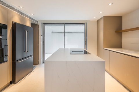 Huvila myytävänä Madrid, Espanja, 5 makuuhuonetta, 376 m2 No. 62377 - kuva 27