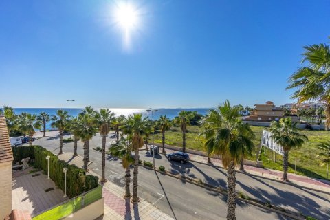 Kaupunkipientalo myytävänä Cabo Roig, Alicante, Espanja, 4 makuuhuonetta, 120 m2 No. 60776 - kuva 4