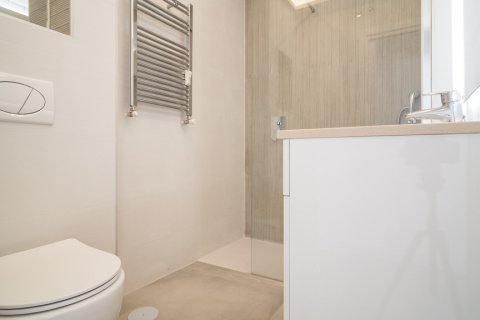 Huoneisto myytävänä Madrid, Espanja, 2 makuuhuonetta, 166 m2 No. 60877 - kuva 21