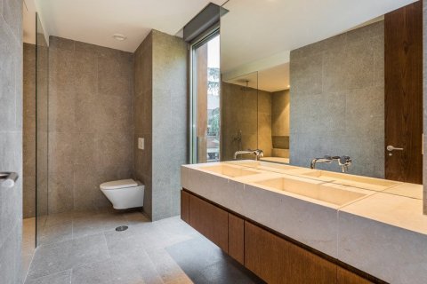 Huvila myytävänä Madrid, Espanja, 5 makuuhuonetta, 376 m2 No. 62377 - kuva 7