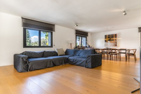 Huvila myytävänä Boadilla del Monte, Madrid, Espanja, 4 makuuhuonetta, 397 m2 No. 62046 - kuva 6