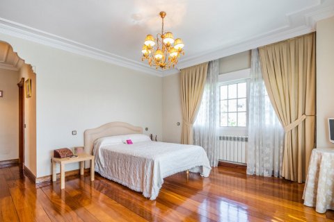 Huvila myytävänä Las Rozas de Madrid, Madrid, Espanja, 4 makuuhuonetta, 705 m2 No. 62120 - kuva 30