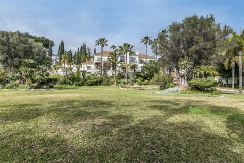 Huvila myytävänä El Paraiso, Alicante, Espanja, 16 makuuhuonetta, 890.28 m2 No. 62035 - kuva 20