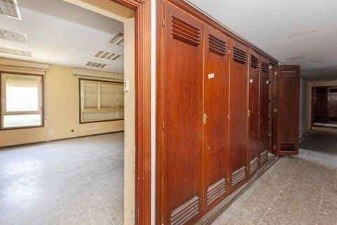 Huoneisto myytävänä Cadiz, Espanja, 6 makuuhuonetta, 304 m2 No. 60939 - kuva 16