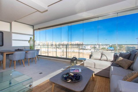 Huoneisto myytävänä La Zenia, Alicante, Espanja, 3 makuuhuonetta, 77 m2 No. 62953 - kuva 20