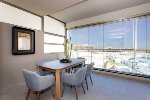 Huoneisto myytävänä La Zenia, Alicante, Espanja, 3 makuuhuonetta, 77 m2 No. 62953 - kuva 7