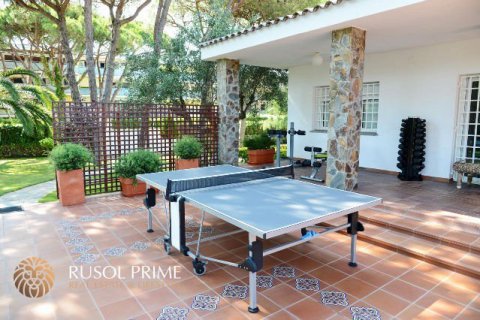 Villa à vendre Castelldefels, Barcelona, Espagne, 5 chambres, 320 m2 No. 8846 - photo 11