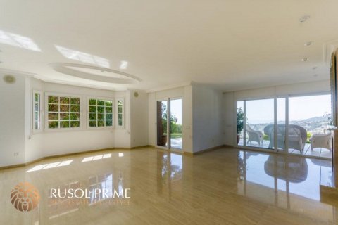 Villa à vendre à Cabrils, Barcelona, Espagne, 5 chambres, 762 m2 No. 8686 - photo 2