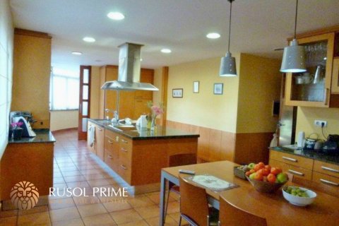 Villa à vendre Castelldefels, Barcelona, Espagne, 6 chambres, 580 m2 No. 8837 - photo 2