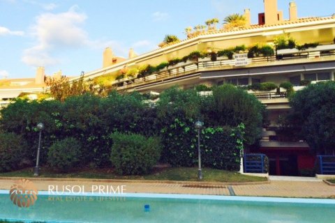Apartment à vendre à Sitges, Barcelona, Espagne, 4 chambres, 125 m2 No. 8783 - photo 2