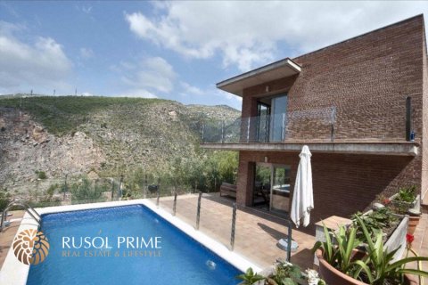 Villa à vendre à Castelldefels, Barcelona, Espagne, 6 chambres, 446 m2 No. 8736 - photo 7