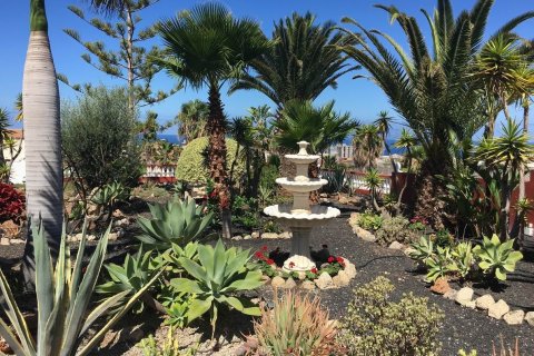 Villa à vendre à Playa Paraiso, Tenerife, Espagne, 4 chambres, 360 m2 No. 18360 - photo 10