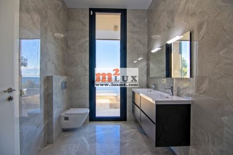 Villa à vendre à Lloret de Mar, Girona, Espagne, 4 chambres, 347 m2 No. 16834 - photo 28