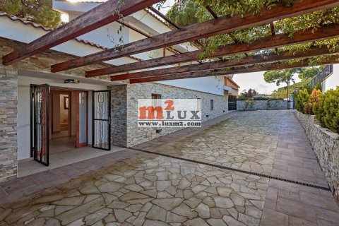 Villa à vendre à Sant Antoni de Calonge, Girona, Espagne, 5 chambres, 355 m2 No. 16734 - photo 4