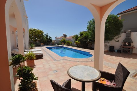 Villa à vendre à Callao Salvaje, Tenerife, Espagne, 4 chambres, 180 m2 No. 18381 - photo 4