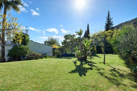 Finca à vendre à Estepona, Malaga, Espagne, 2 chambres, 110 m2 No. 21024 - photo 16