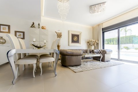 Villa à vendre Campoamor, Alicante, Espagne, 4 chambres, 157 m2 No. 19194 - photo 6