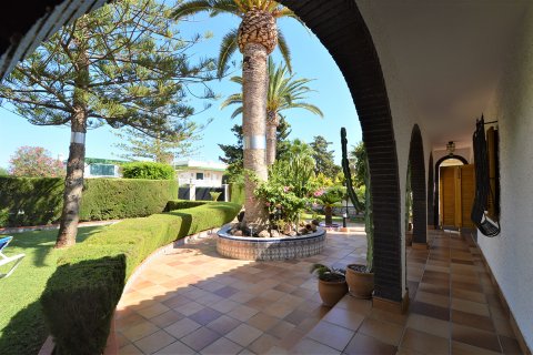 Villa à vendre La Zenia, Alicante, Espagne, 4 chambres, 220 m2 No. 19354 - photo 6