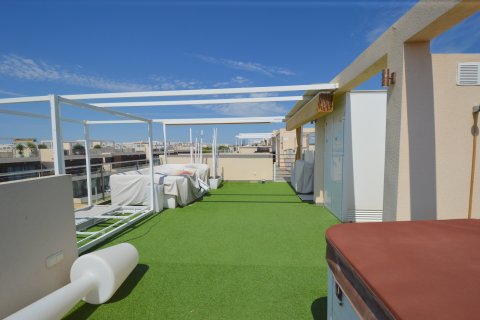 Townhouse à vendre Torre de la Horadada, Alicante, Espagne, 4 chambres, 110 m2 No. 19322 - photo 7