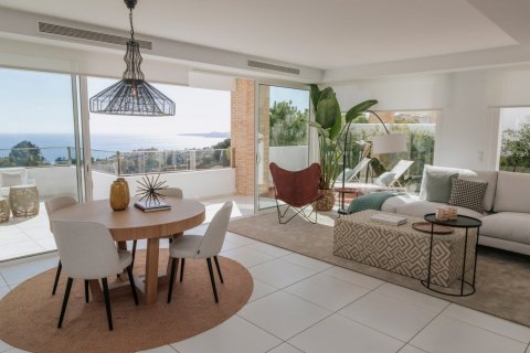 Villa à vendre à Benalmadena, Malaga, Espagne, 4 chambres, 400 m2 No. 20922 - photo 22