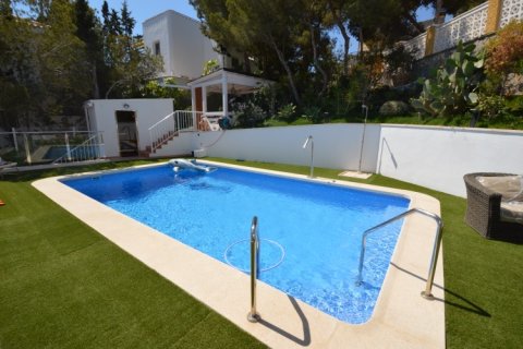 Villa à vendre à Campoamor, Alicante, Espagne, 5 chambres, 600 m2 No. 19195 - photo 3