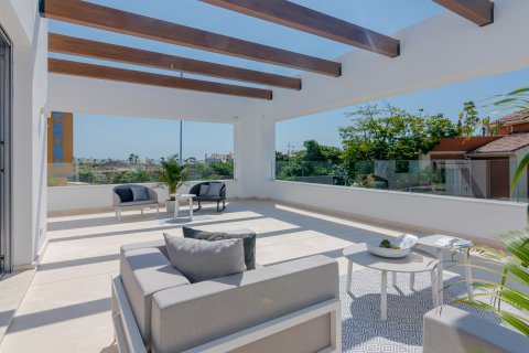 Villa à vendre à San Pedro de Alcantara, Malaga, Espagne, 4 chambres, 290 m2 No. 20904 - photo 10