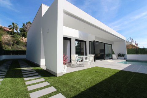 Villa à vendre Pinar De Campoverde, Alicante, Espagne, 3 chambres, 102 m2 No. 19345 - photo 1