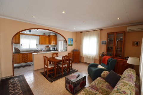 Villa à vendre Mil Palmeras, Alicante, Espagne, 2 chambres, 90 m2 No. 19292 - photo 5