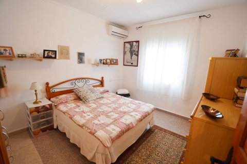 Villa à vendre Mil Palmeras, Alicante, Espagne, 2 chambres, 90 m2 No. 19292 - photo 8