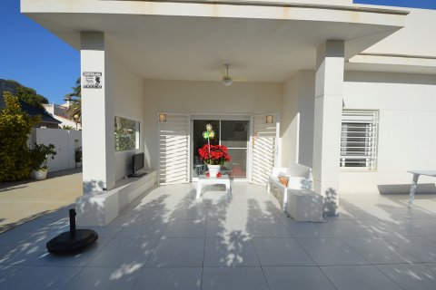 Villa à vendre Cabo Roig, Alicante, Espagne, 3 chambres, 124 m2 No. 19371 - photo 4