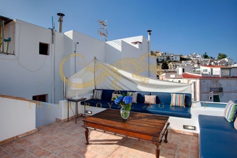 House à vendre à Ibiza town, Ibiza, Espagne, 4 chambres, 280 m2 No. 30894 - photo 12