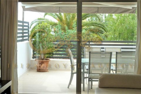 Apartment à vendre à Talamanca, Ibiza, Espagne, 3 chambres, 100 m2 No. 30856 - photo 1