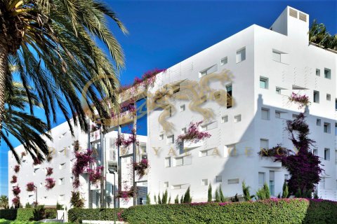 Apartment à louer à Ibiza town, Ibiza, Espagne, 2 chambres, 87 m2 No. 30819 - photo 1
