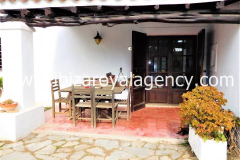 Villa à vendre à Santa Gertrudis De Fruitera, Ibiza, Espagne, 5 chambres, 500 m2 No. 30865 - photo 5