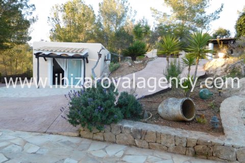 Villa à louer à Sant Miquel de Balansat, Ibiza, Espagne, 3 chambres, 250 m2 No. 30889 - photo 7