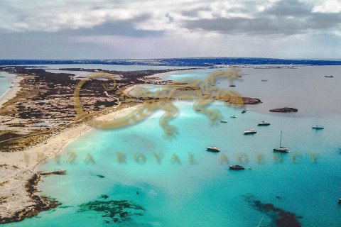 Land plot à vendre à Formentera, Espagne, 891 m2 No. 30825 - photo 1