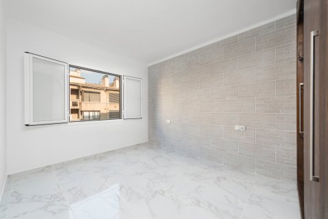 Apartment à vendre à Palma de Majorca, Mallorca, Espagne, 3 chambres, 69 m2 No. 33389 - photo 4