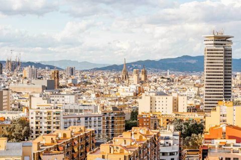 In Spain, the real estate market is booming again: why are so many new properties being bought?