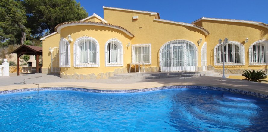 Villa à Calpe, Alicante, Espagne 5 chambres, 240 m2 No. 34854