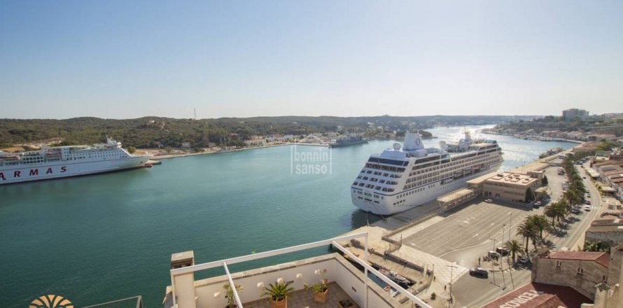 Townhouse Mahon, Menorca, Espagne 8 chambres, 698 m2 No. 11113