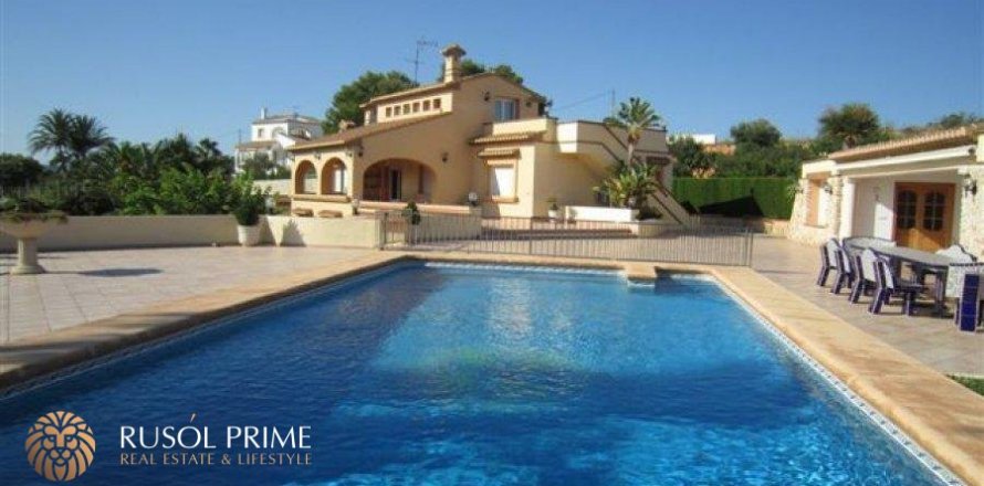 Villa à Benissa, Alicante, Espagne 6 chambres, 450 m2 No. 39347