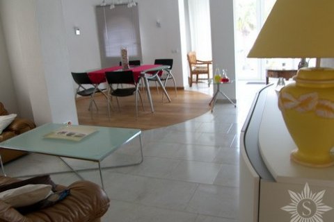 Villa à vendre à Roses, Girona, Espagne, 3 chambres, 164 m2 No. 41436 - photo 1