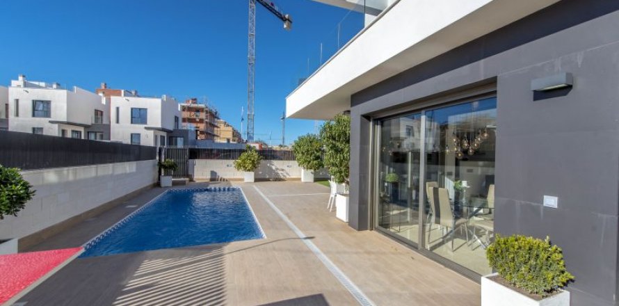 Villa à Alicante, Espagne 3 chambres, 140 m2 No. 42411