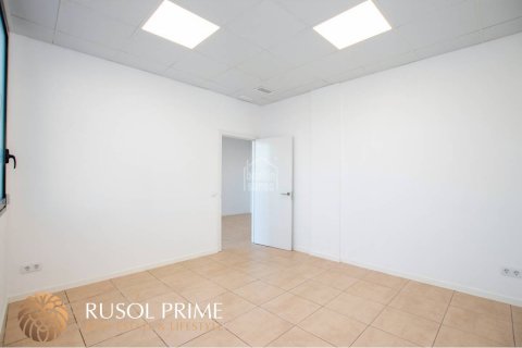 Commercial property à vendre à Mahon, Menorca, Espagne, 114 m2 No. 46883 - photo 6