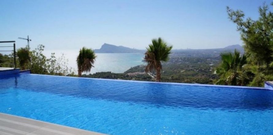 Villa à Altea, Alicante, Espagne 4 chambres, 580 m2 No. 45456