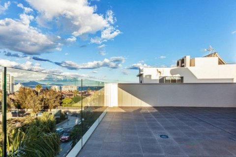 Villa à vendre à Alicante, Espagne, 4 chambres, 380 m2 No. 43492 - photo 4