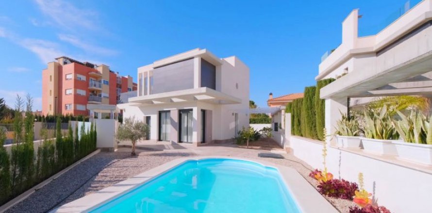 Villa à El Campello, Alicante, Espagne 3 chambres, 319 m2 No. 43848